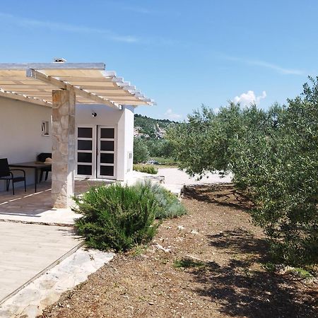 Peaceful Home Olea Oblica Primosten Bagian luar foto